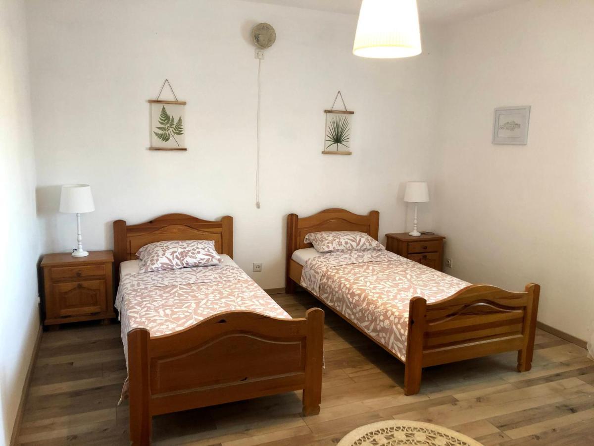 Armstrong Apartments - Kornjaca Orebić Eksteriør billede