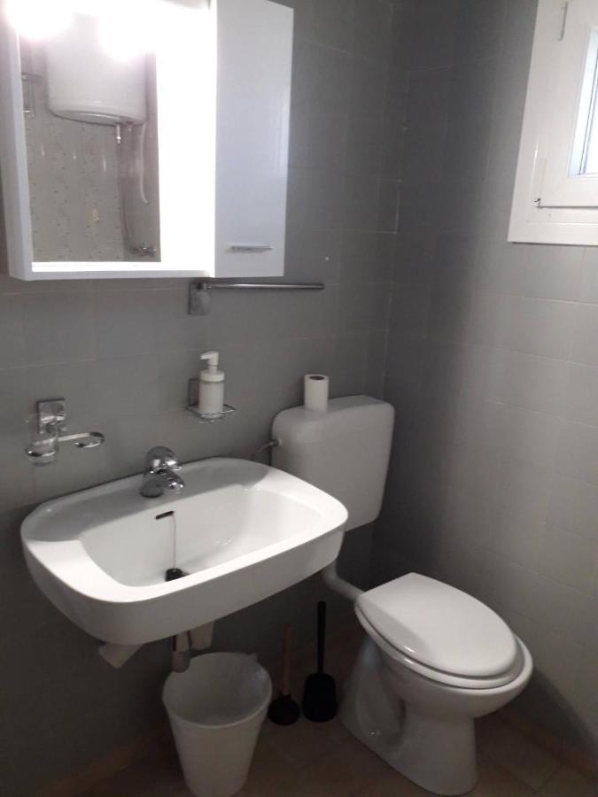 Armstrong Apartments - Kornjaca Orebić Eksteriør billede